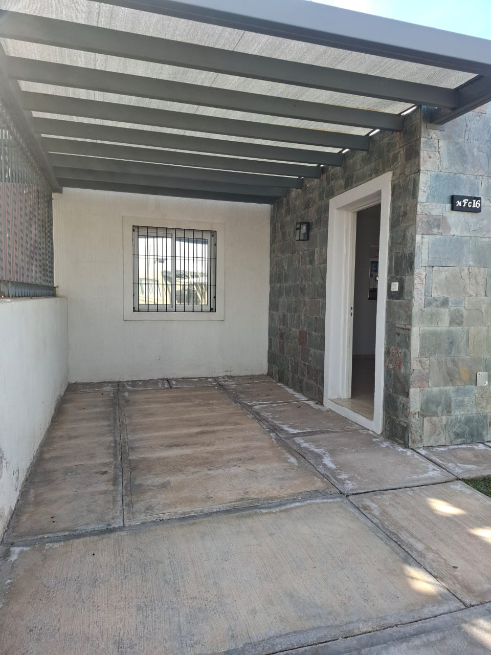 Alquiler casa en Luján de Cuyo (ALQUILADA) Canon mensual $ 650.000 - Image 2