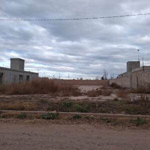 VENDEMOS  B° Los Peralitos, Luján de Cuyo.
