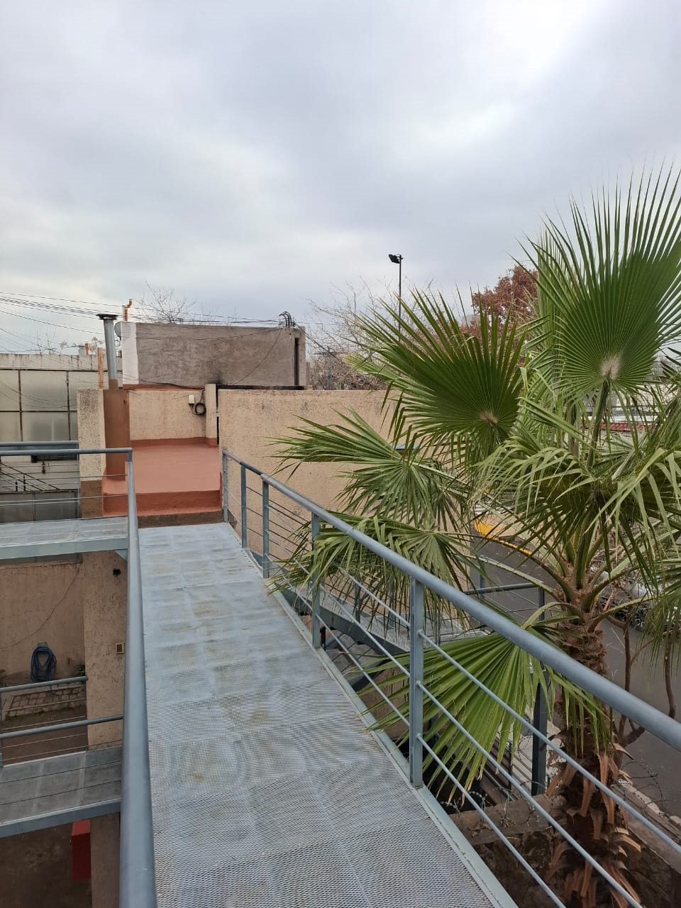 ALQUILAMOS Mtrs Plaza Godoy Cruz - Image 9